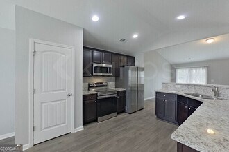 124 Bluff Rd in Springfield, GA - Foto de edificio - Building Photo