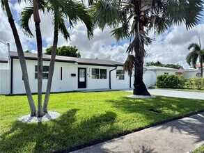 1008 Mango Isle in Fort Lauderdale, FL - Building Photo - Building Photo