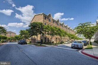 2600 Lighthouse Ln in Baltimore, MD - Building Photo - Building Photo