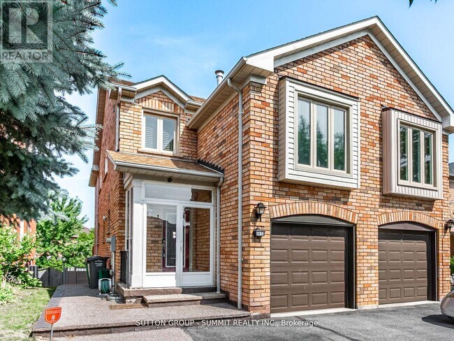 5453 Palmerston Crescent in Mississauga, ON - Building Photo - Building Photo