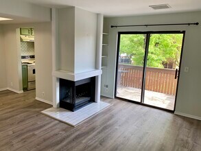 1087 E Countrywoods Cir, Unit D in Midvale, UT - Building Photo - Building Photo