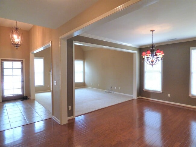 3770 Abbeyglen Way in Birmingham, AL - Building Photo - Building Photo
