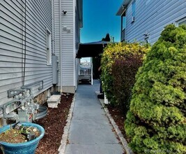 74 Horton St in Stamford, CT - Building Photo - Building Photo