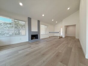 6 Arborglen in Irvine, CA - Building Photo - Building Photo