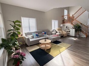 2753 Cripple Creek Ct in Naperville, IL - Building Photo - Building Photo