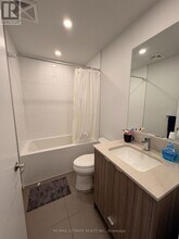 4130 Parkside Village Dr in Mississauga, ON - Building Photo - Building Photo