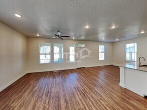 11122 S Seagrass Dr in South Jordan, UT - Building Photo - Building Photo