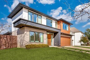 3925 Lively Ln in Dallas, TX - Building Photo