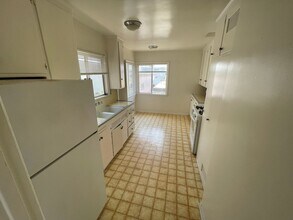 224 13th St in Manhattan Beach, CA - Building Photo - Building Photo