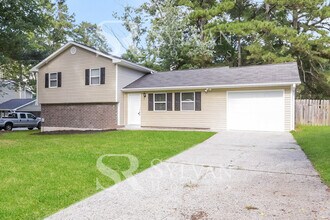 1088 Wayne Dr SW in Snellville, GA - Building Photo - Building Photo