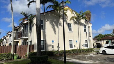14928 SW 40th St in Miami, FL - Building Photo - Building Photo