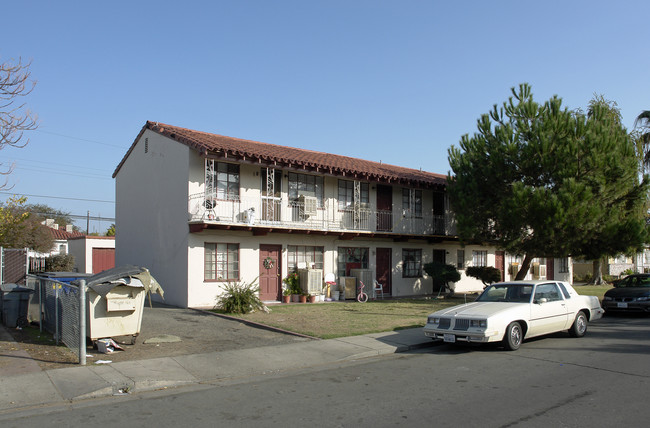 524 W Hammond Ave in Fresno, CA - Building Photo - Building Photo