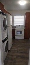 2703 NW 13th St in Fort Lauderdale, FL - Building Photo - Building Photo