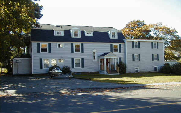 9 Norman Ave in Gloucester, MA - Building Photo