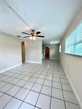 5721 SW 38th St in Davie, FL - Building Photo - Building Photo