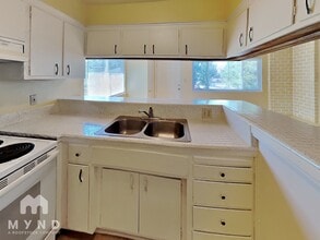 4137 Apostolo Cir in Sacramento, CA - Building Photo - Building Photo