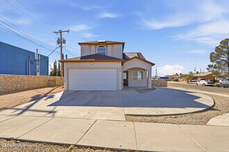 9024 Tammy Ct in El Paso, TX - Building Photo - Building Photo