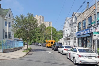 5 Terrace View Ave in Bronx, NY - Building Photo - Building Photo