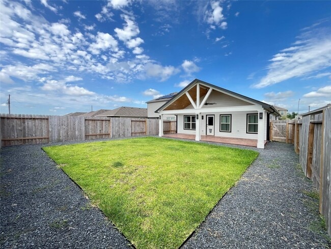 property at 10526 Vinca Minor Ln