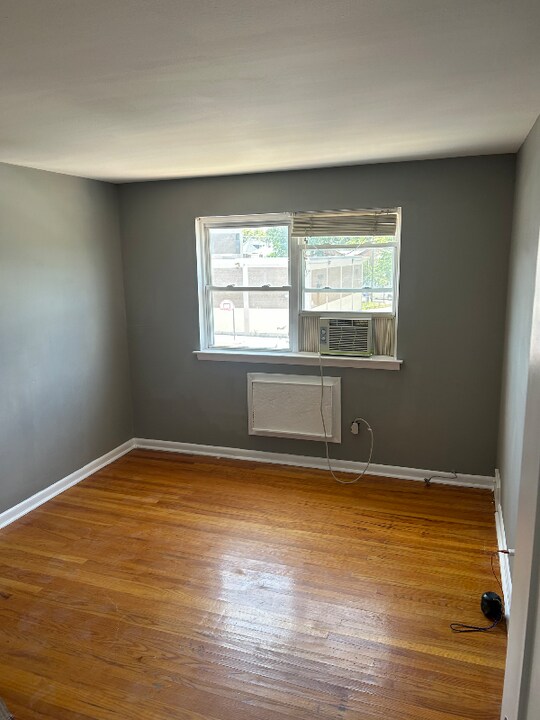 5472 Vicaris St in Philadelphia, PA - Building Photo