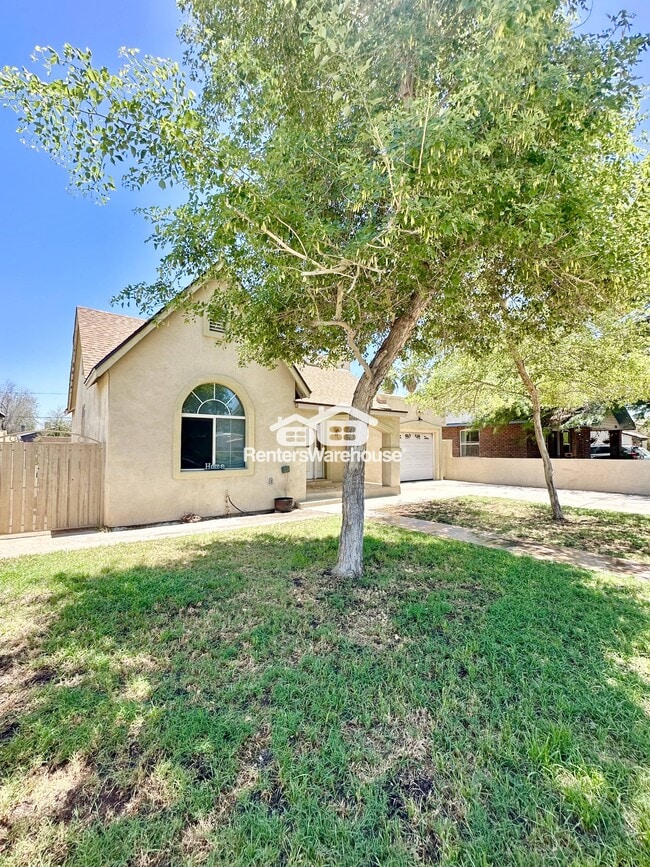 2325 North 8th St in Phoenix, AZ - Building Photo - Building Photo
