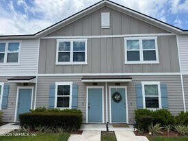 523 Spanish Oaks Way in Orange Park, FL - Building Photo