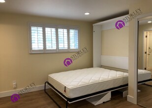 562 Merriewood Dr in Lafayette, CA - Building Photo - Building Photo