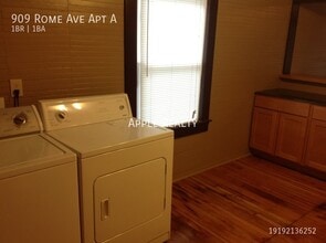 909 Rome Ave in Durham, NC - Building Photo - Building Photo