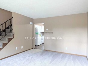 151 Elm St NE in Brewster, OH - Building Photo - Building Photo