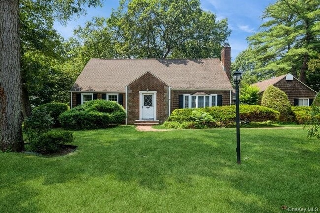property at 2 Short St