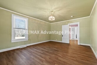 7818 Abilene Rd in Farmville, VA - Building Photo - Building Photo