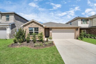 13318 Villa Sola Dr in La Marque, TX - Foto de edificio - Building Photo