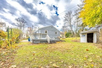 32 Marshall St in Windsor, CT - Building Photo - Building Photo