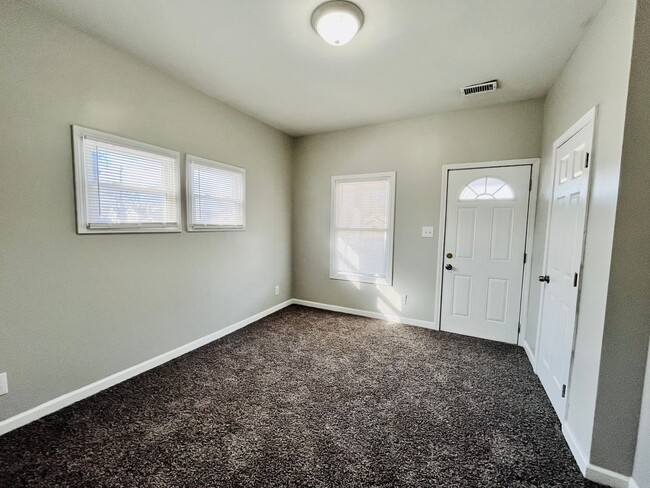 115 N 46th St, Unit 4 in Louisville, KY - Building Photo - Building Photo