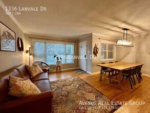 1336 Lanvale Dr in St. Louis, MO - Building Photo - Building Photo