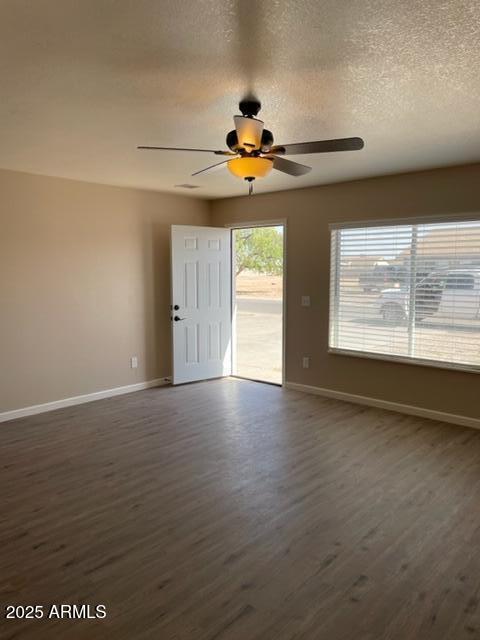 10854 W Carousel Dr in Arizona City, AZ - Building Photo - Building Photo