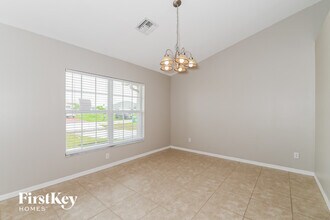 2218 NW 1st St in Cape Coral, FL - Foto de edificio - Building Photo