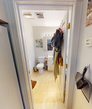 7 Bishop Allen Dr, Unit #3 in Cambridge, MA - Building Photo - Building Photo