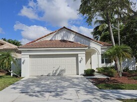 712 Juniper Ln in Weston, FL - Building Photo