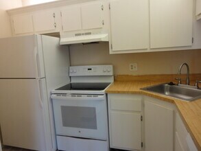 207 Foxtail Dr in Greenacres, FL - Building Photo - Building Photo