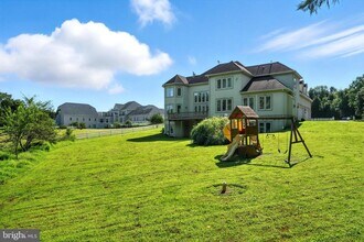 13533 Magruder Farm Ct in Potomac, MD - Building Photo - Building Photo