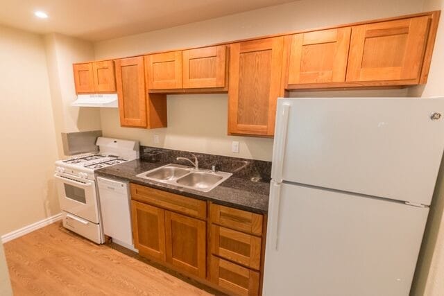 Sunset Village Apartments