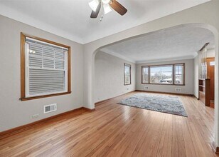 1928 A Ave NE in Cedar Rapids, IA - Building Photo - Building Photo