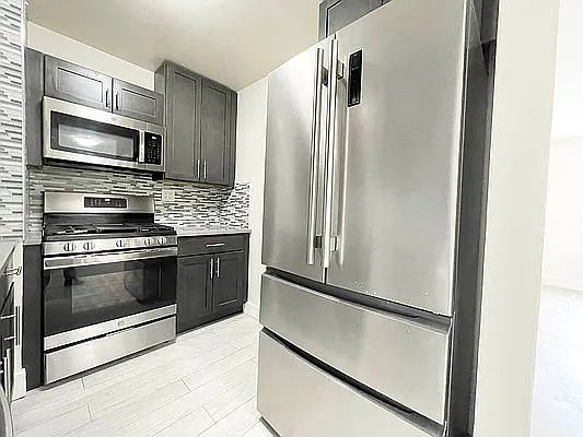 3225 Johnson Ave in Bronx, NY - Building Photo - Building Photo