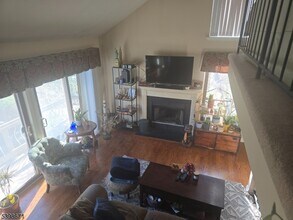 90 Sycamore Ct in Bernards, NJ - Building Photo - Building Photo