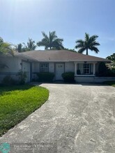 177 Mohigan Cir in Boca Raton, FL - Building Photo - Building Photo