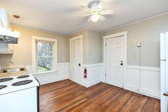 40 Wilford St, Unit 1 in Keene, NH - Foto de edificio - Building Photo