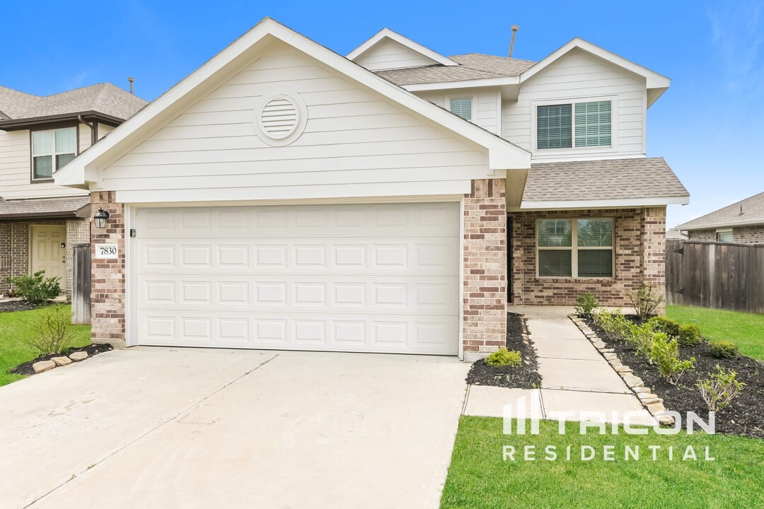 7830 Sundrop Hl Trl in Katy, TX - Building Photo