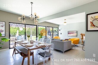 2204 W Acacia Rd in Palm Springs, CA - Building Photo - Building Photo