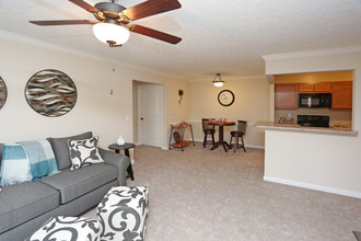 Shelby Oaks Apartments in Shelbyville, KY - Building Photo - Interior Photo